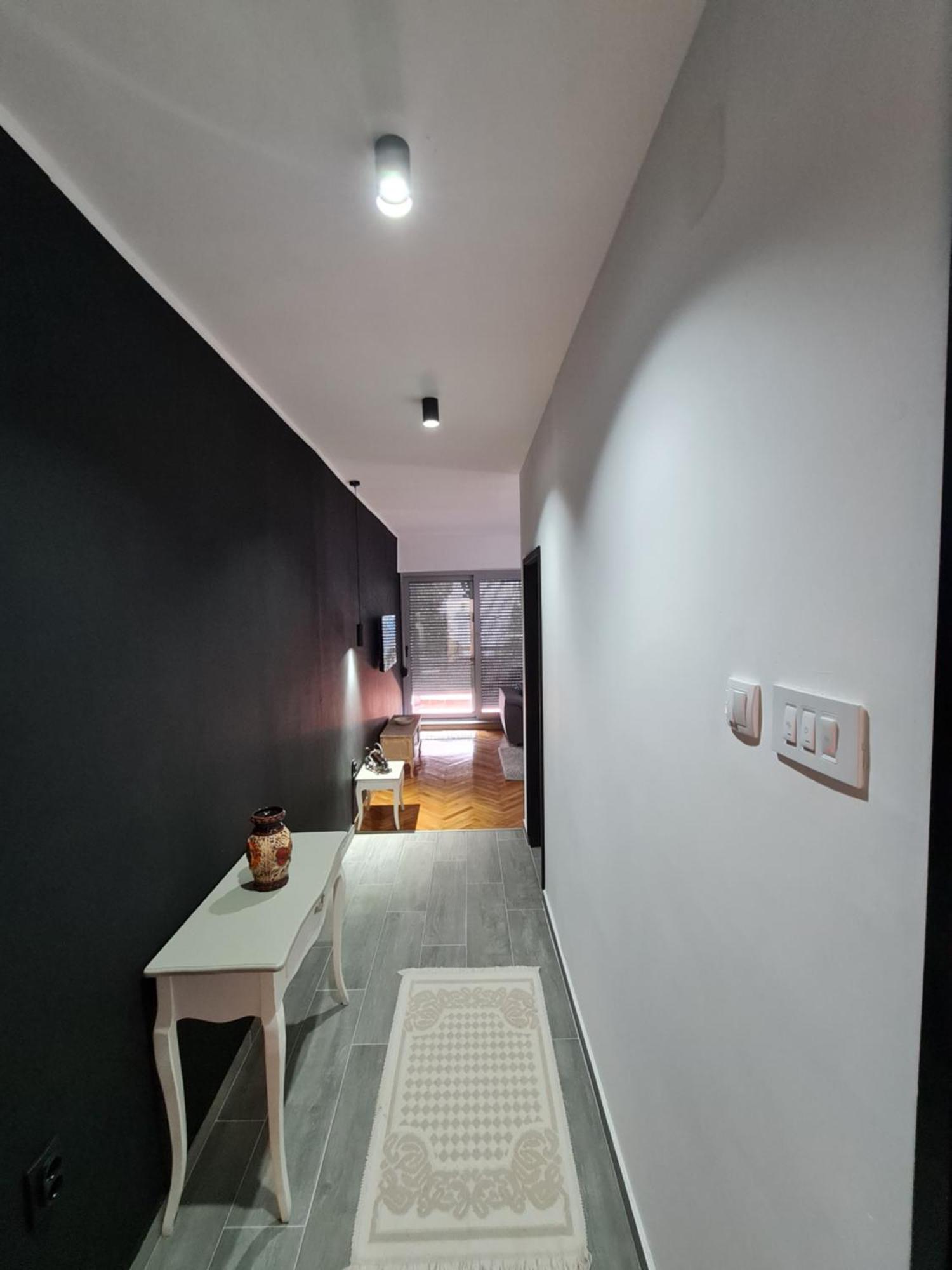 Apartment Ralf Улцинь Екстер'єр фото