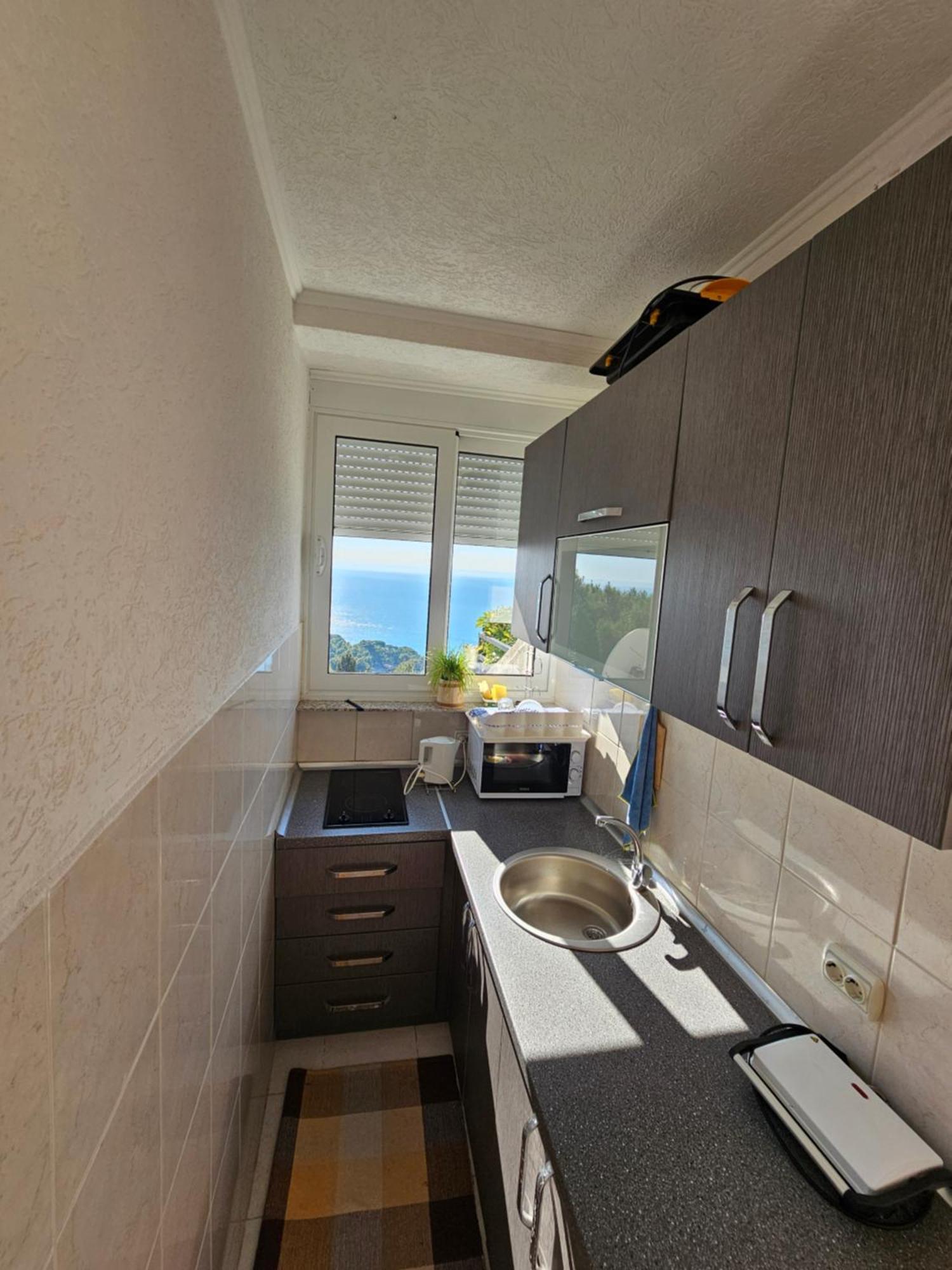 Apartment Ralf Улцинь Екстер'єр фото