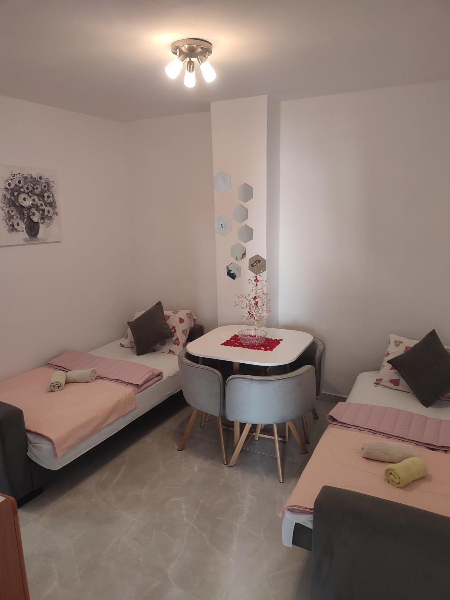 Apartment Ralf Улцинь Екстер'єр фото