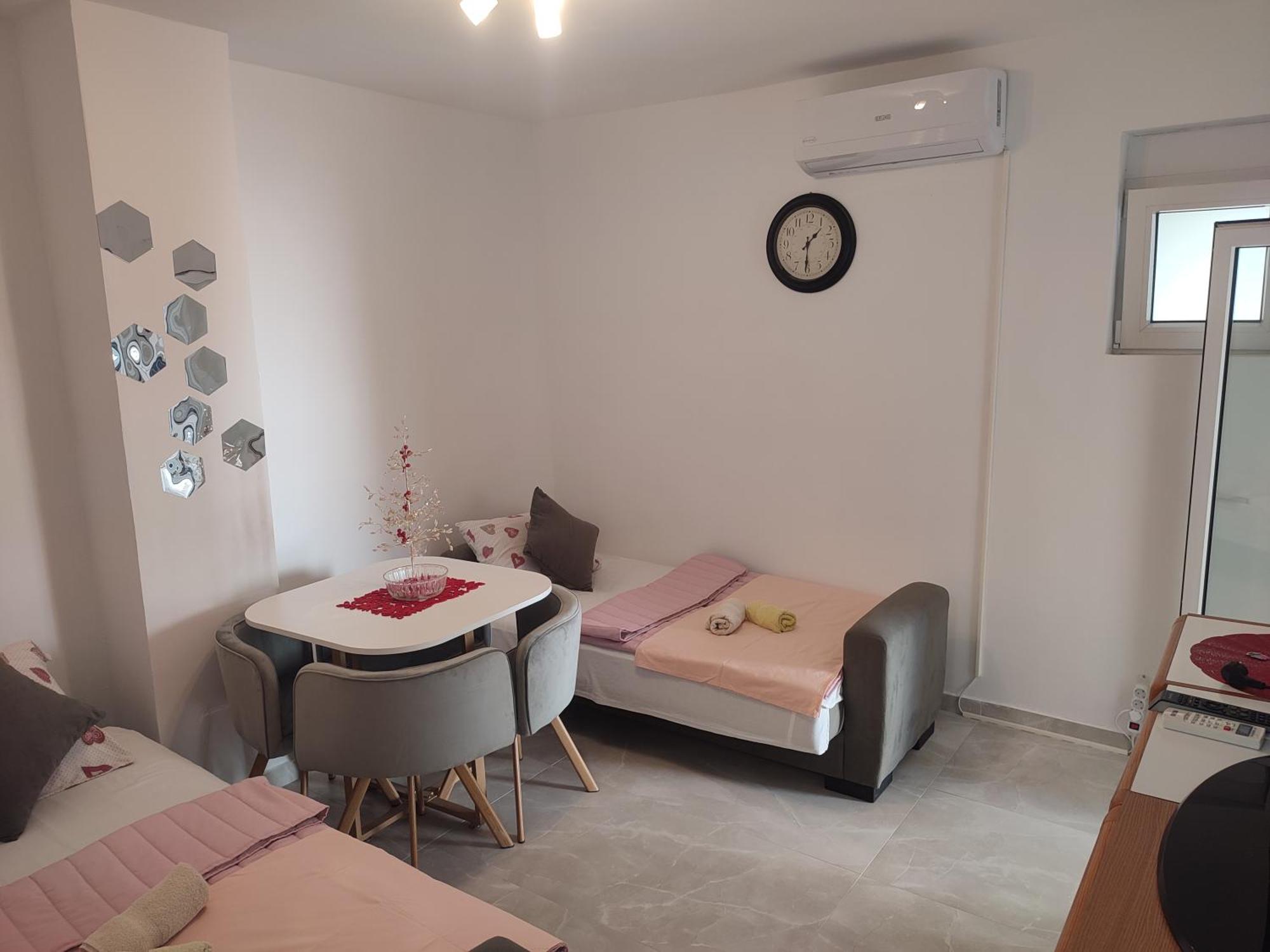 Apartment Ralf Улцинь Екстер'єр фото