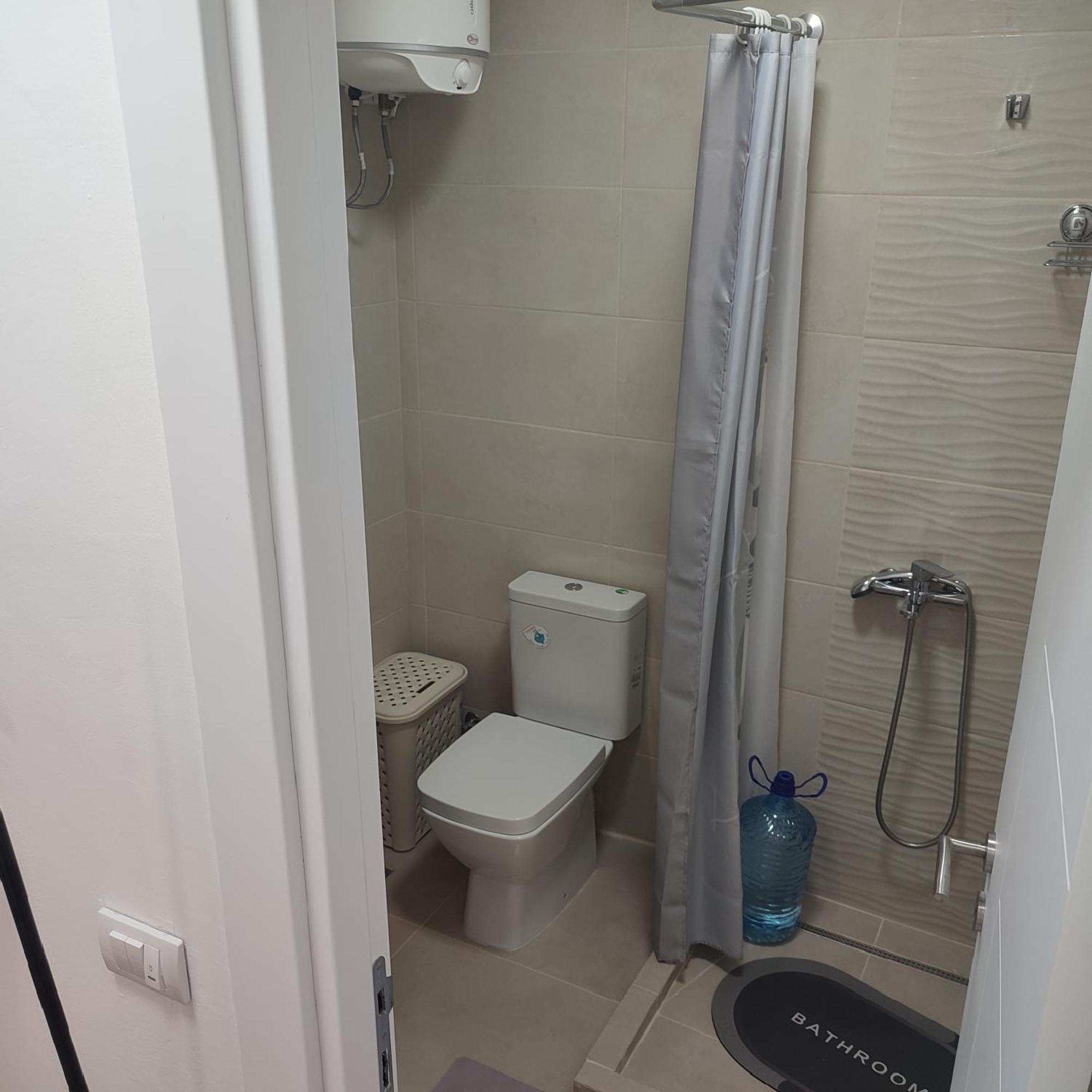 Apartment Ralf Улцинь Екстер'єр фото