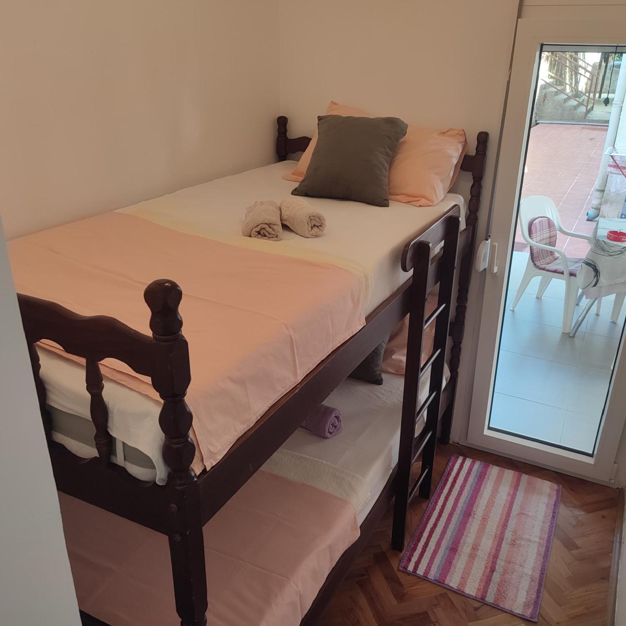 Apartment Ralf Улцинь Екстер'єр фото