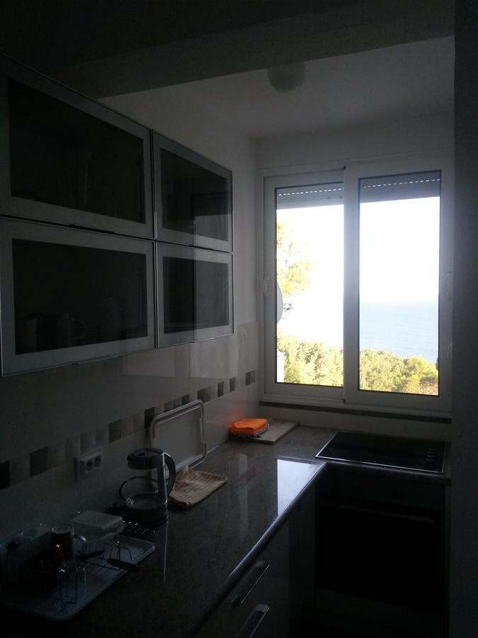 Apartment Ralf Улцинь Екстер'єр фото