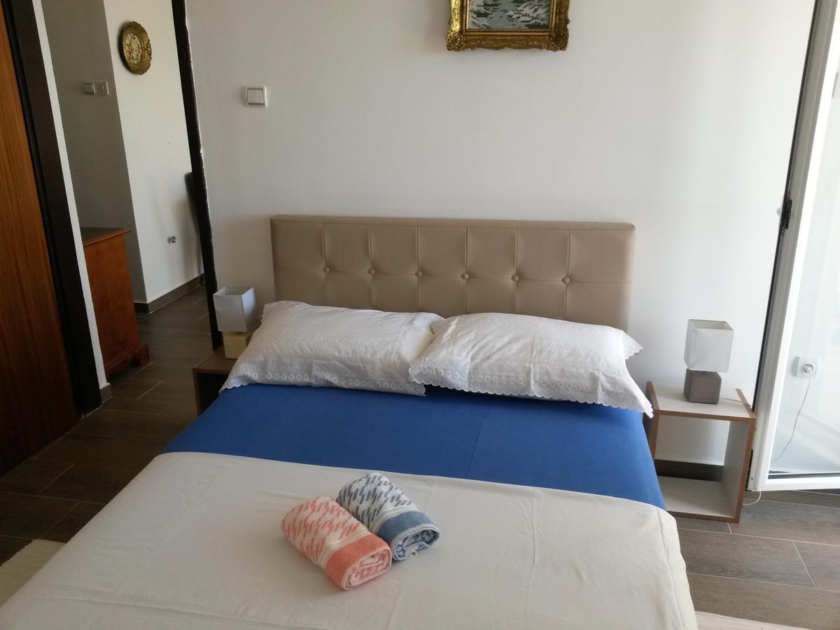 Apartment Ralf Улцинь Екстер'єр фото